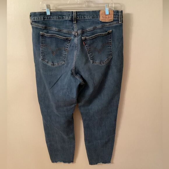 LEVI'S SIZE 18W WEDGIE BUTTON FLY BLUE JEANS - Picture 5 of 8